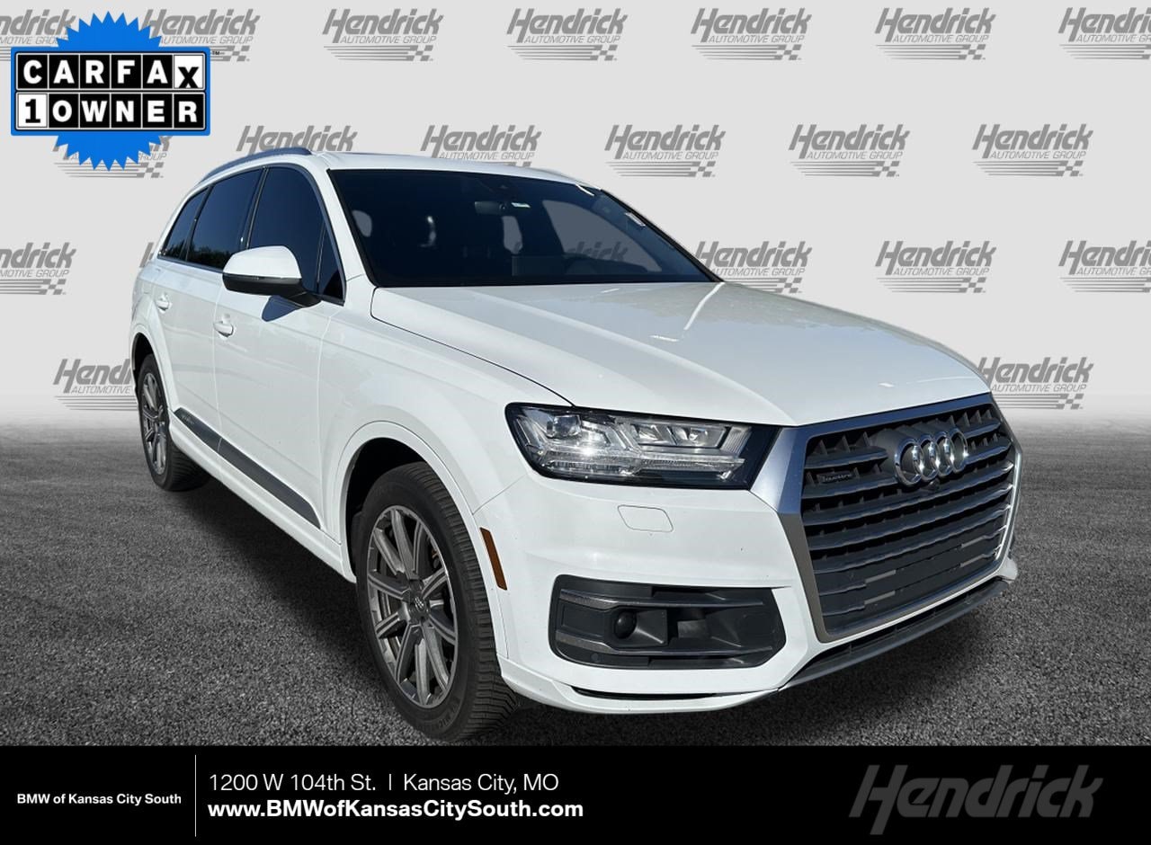 Used 2018 Audi Q7 Prestige with VIN WA1VAAF70JD052701 for sale in Kansas City