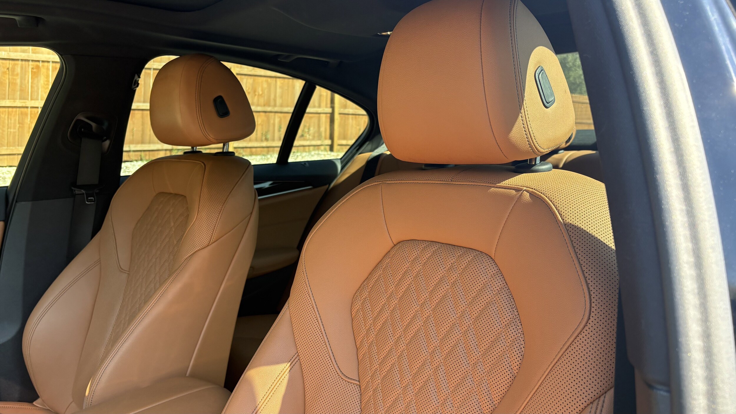 2022 Bmw 530i xDrive photo 2