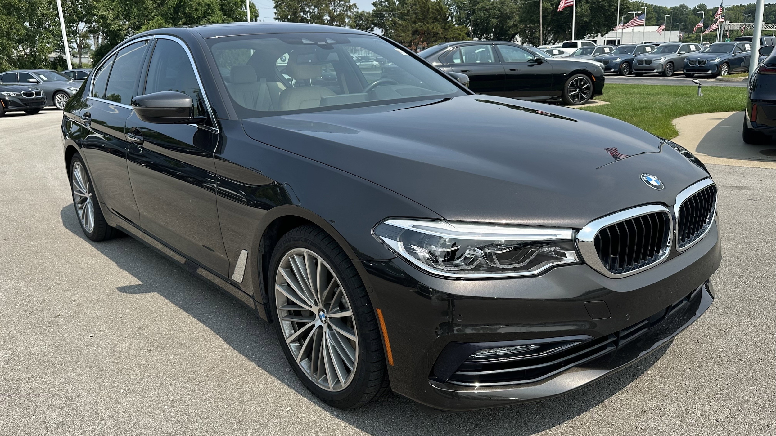 Used 2017 BMW 5 Series 540i with VIN WBAJE7C36HG887639 for sale in Kansas City