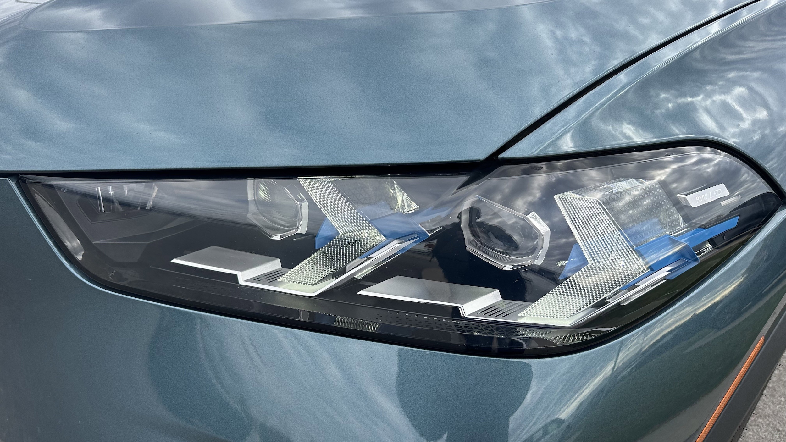 2025 BMW X5 xDrive40i photo 5