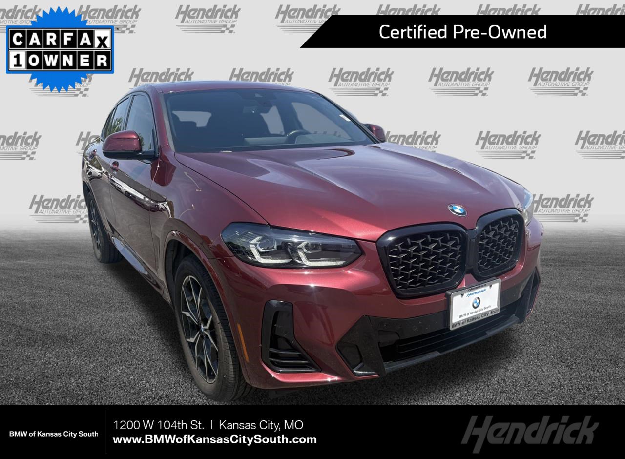 2023 BMW X4 xDrive30i's photo