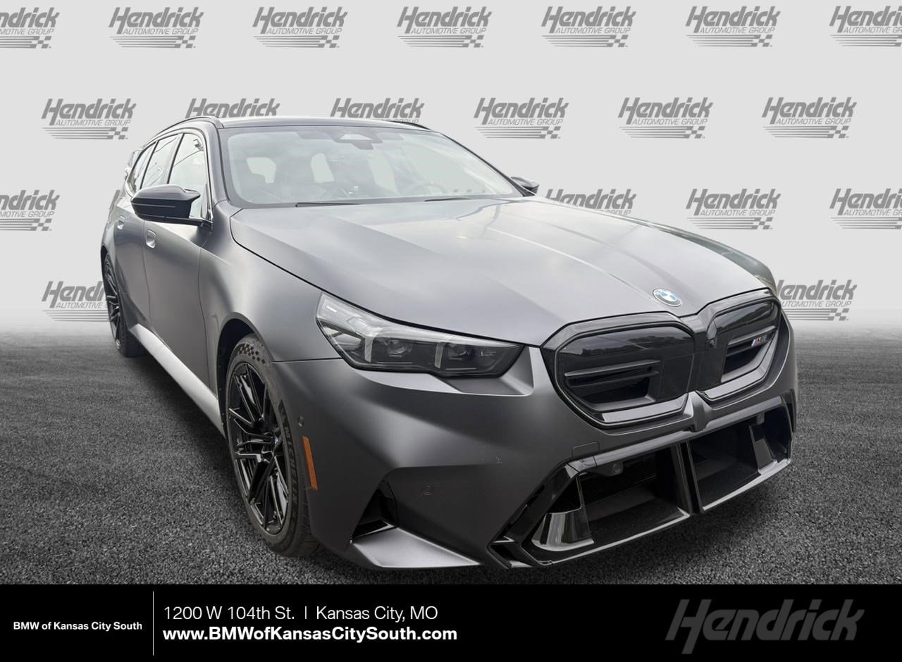 2027 BMW M5 M5 Touring's photo