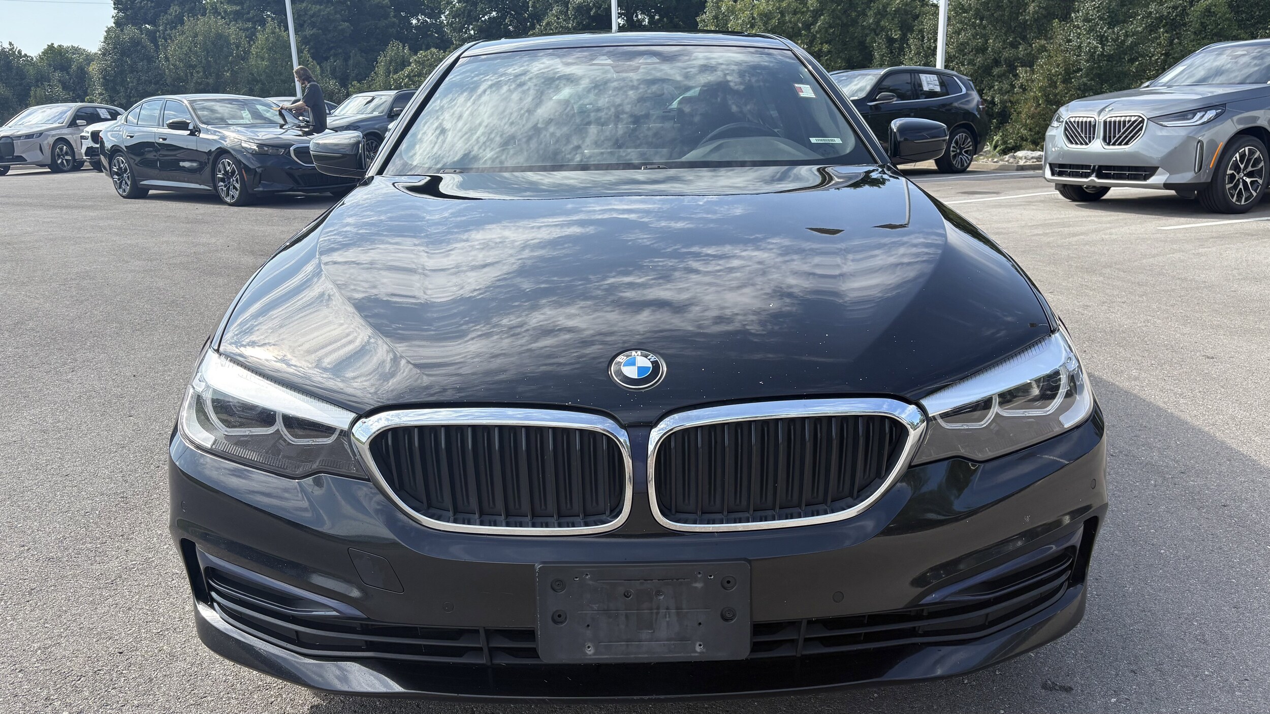2019 Bmw 530i xDrive photo 2