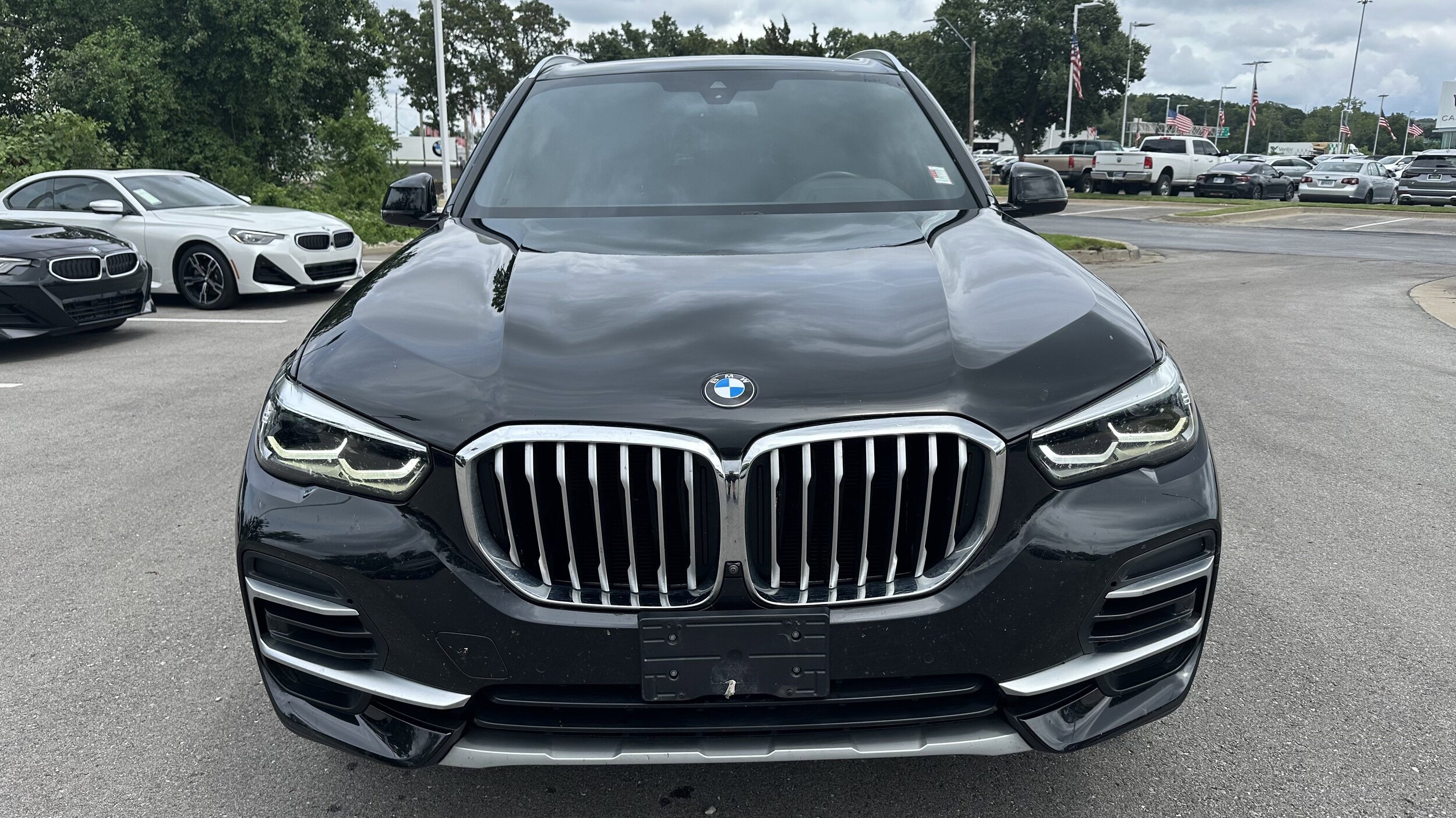 2022 Bmw X5 xDrive40i photo 2