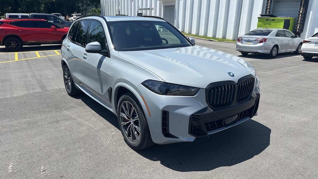 New 2026 BMW X5 xDrive50e SUV