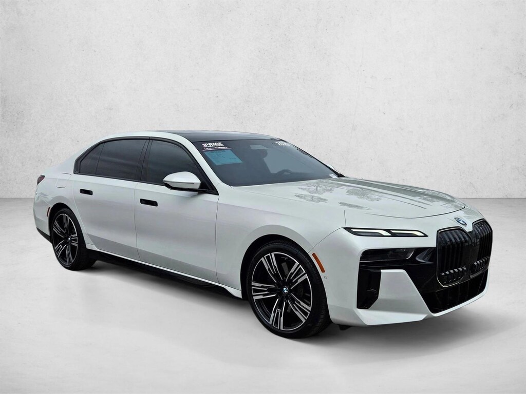 Certified 2025 BMW 760i xDrive Sedan