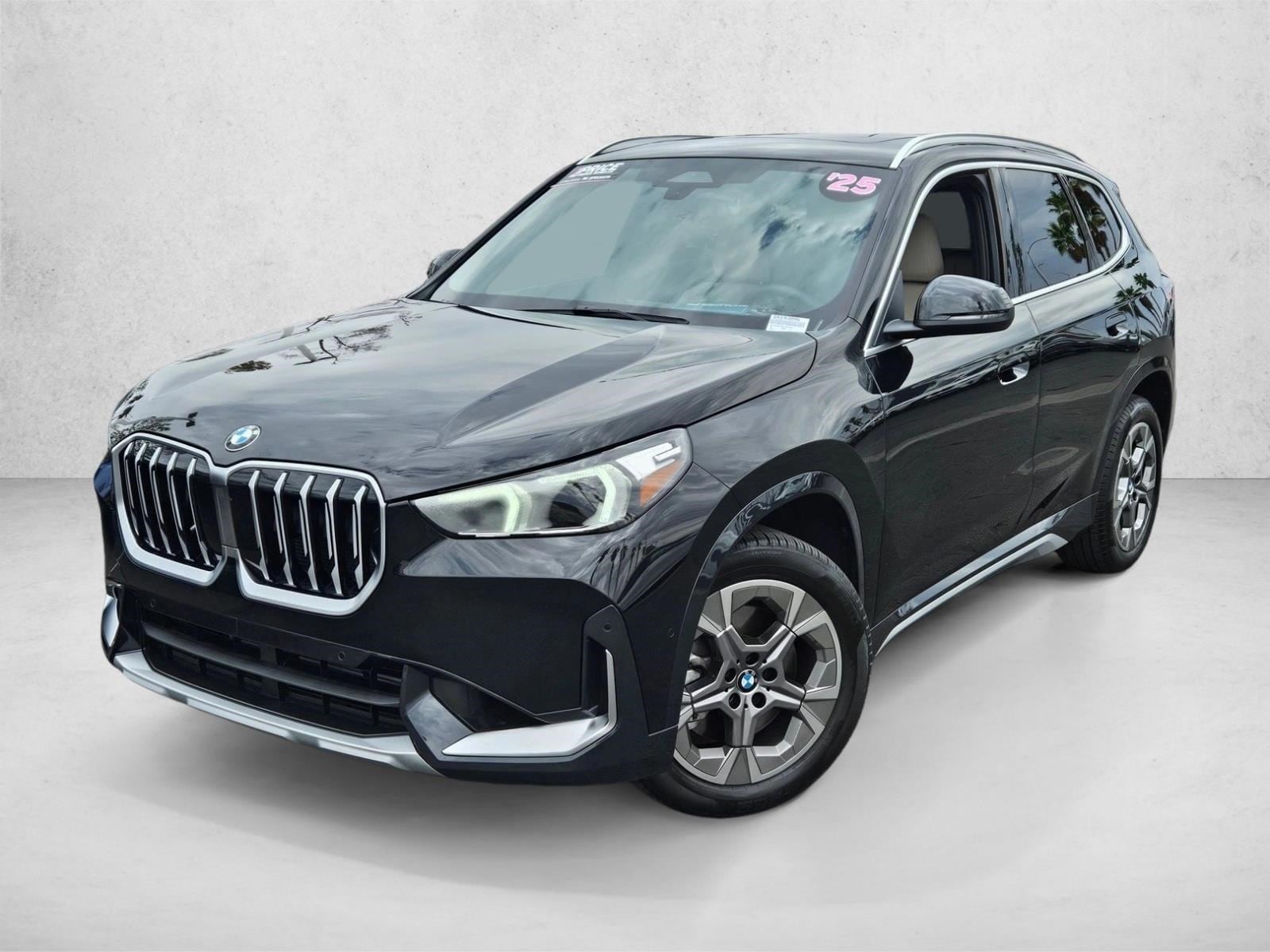 2025 BMW X1 28i