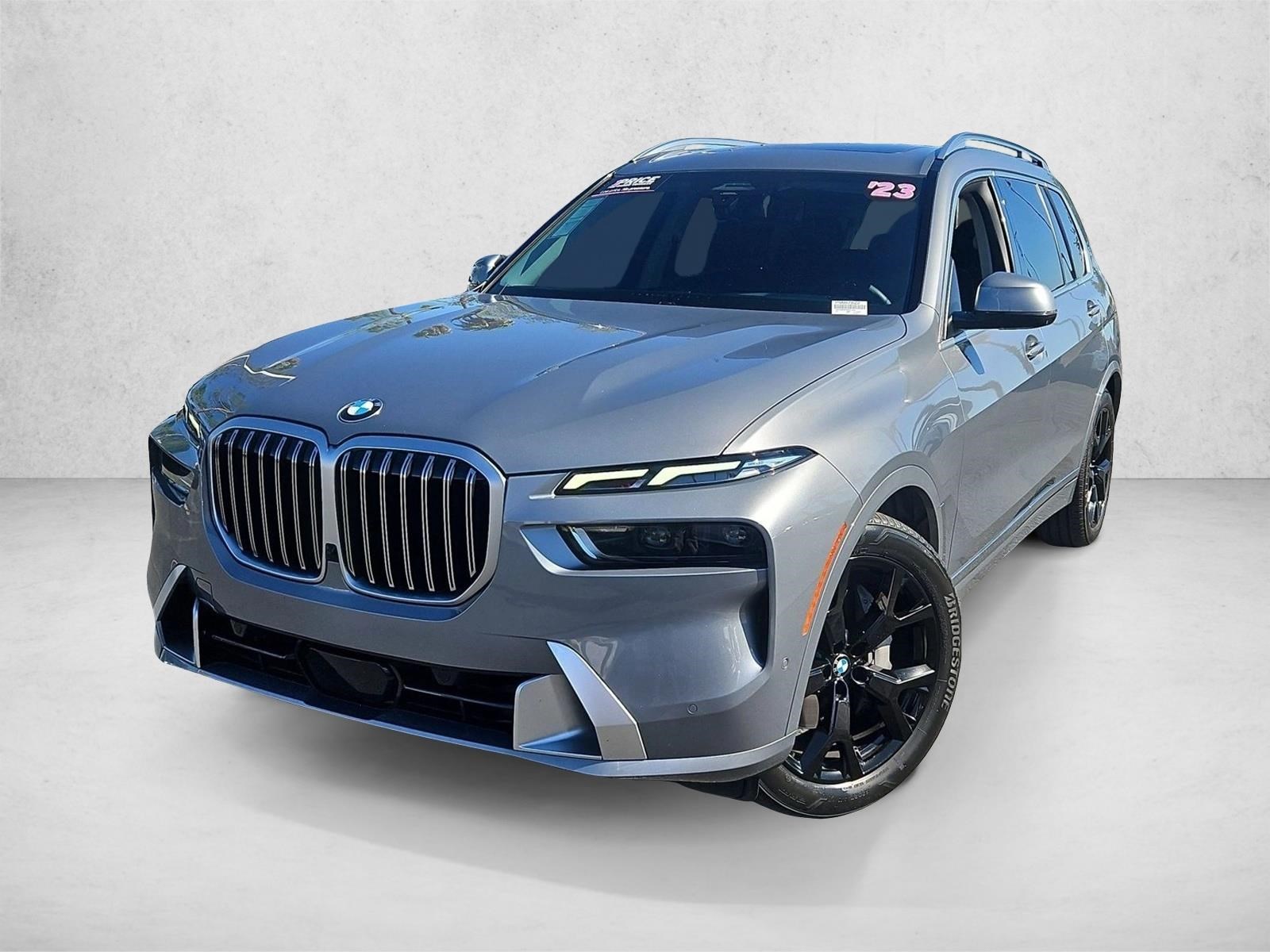 2023 BMW X7