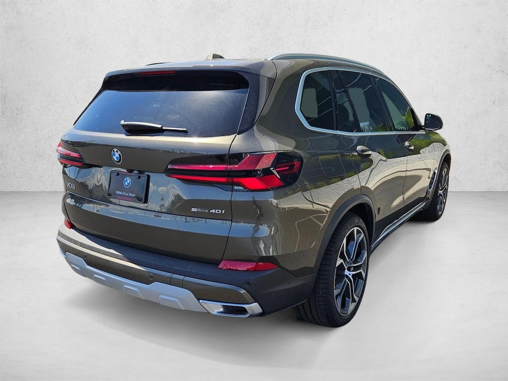 New 2026 BMW X5 sDrive40i SUV