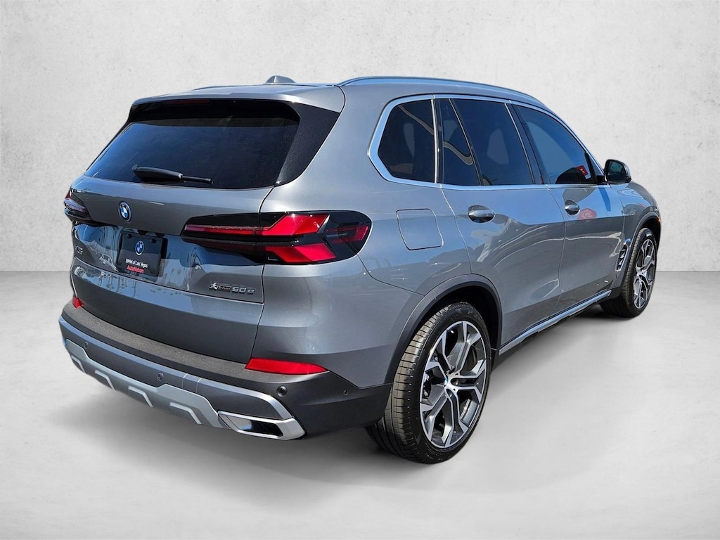New 2026 BMW X5 PHEV xDrive50e SUV