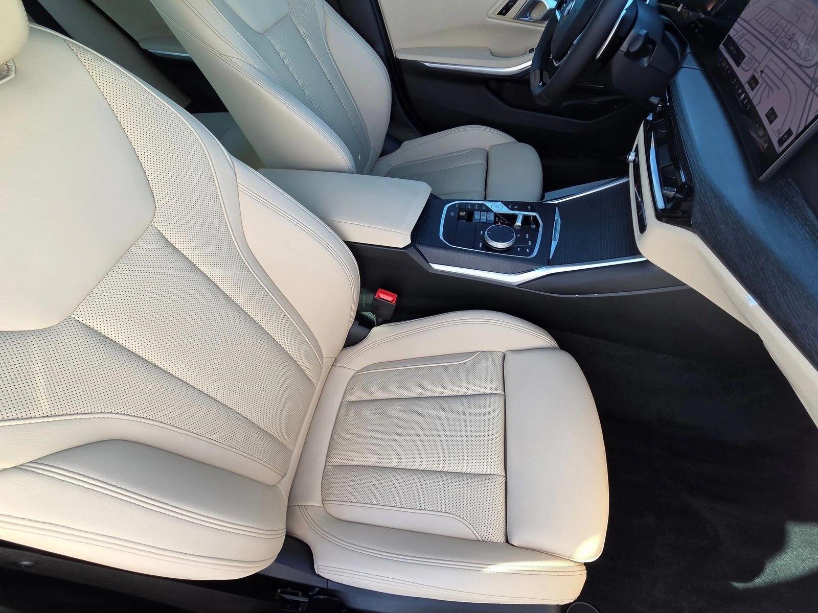2026 BMW 3 Series 330i - Photo 20