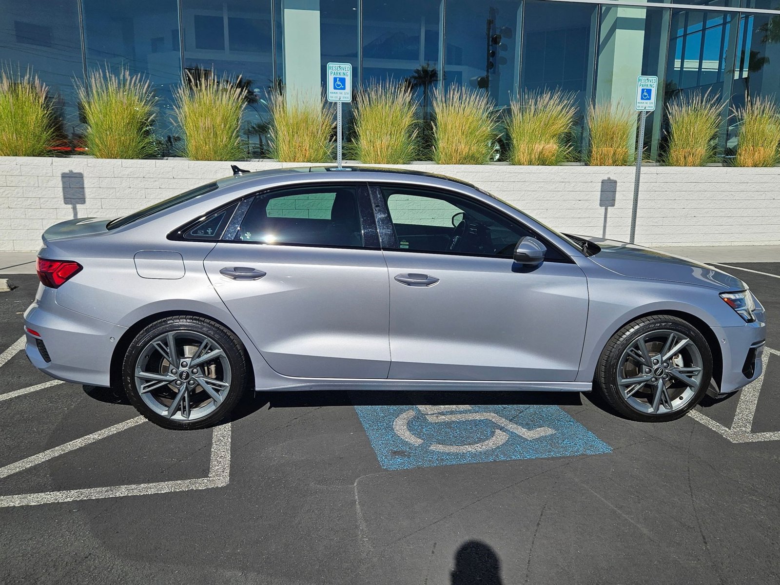 2024 Audi A3 40 Premium photo 4