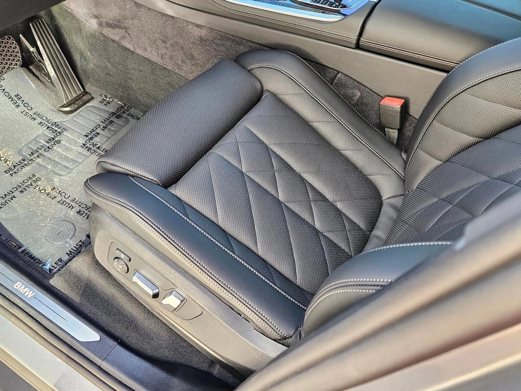 New 2026 BMW X5 PHEV xDrive50e SUV