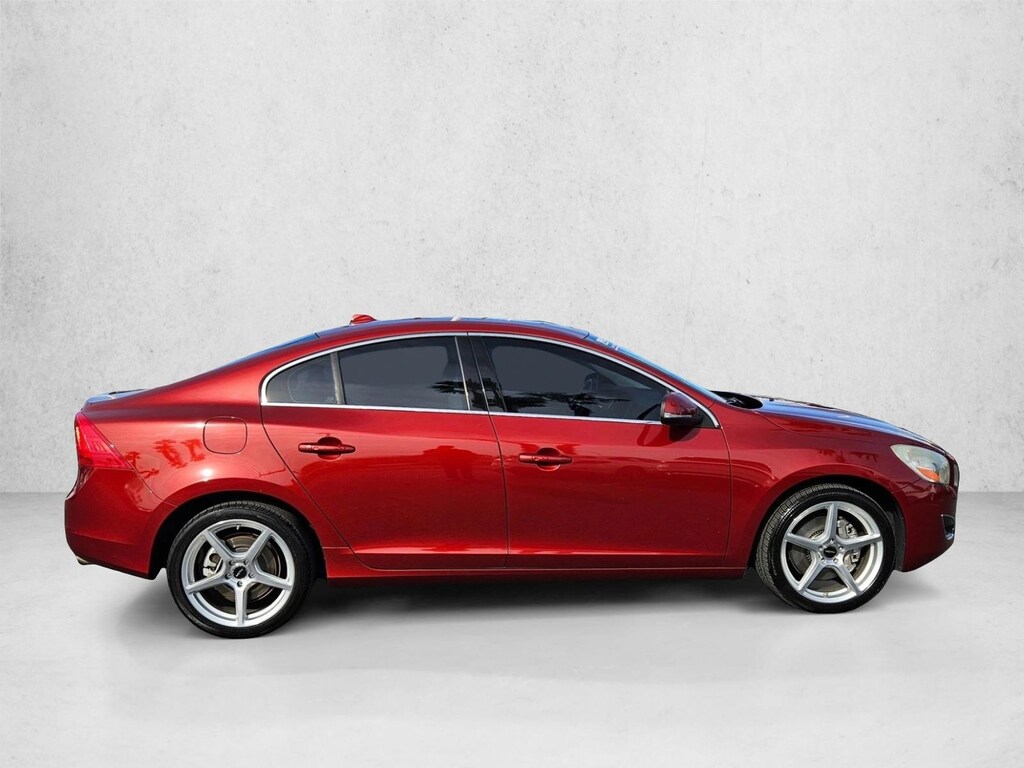 Used 2011 Volvo S60 T6 Sedan