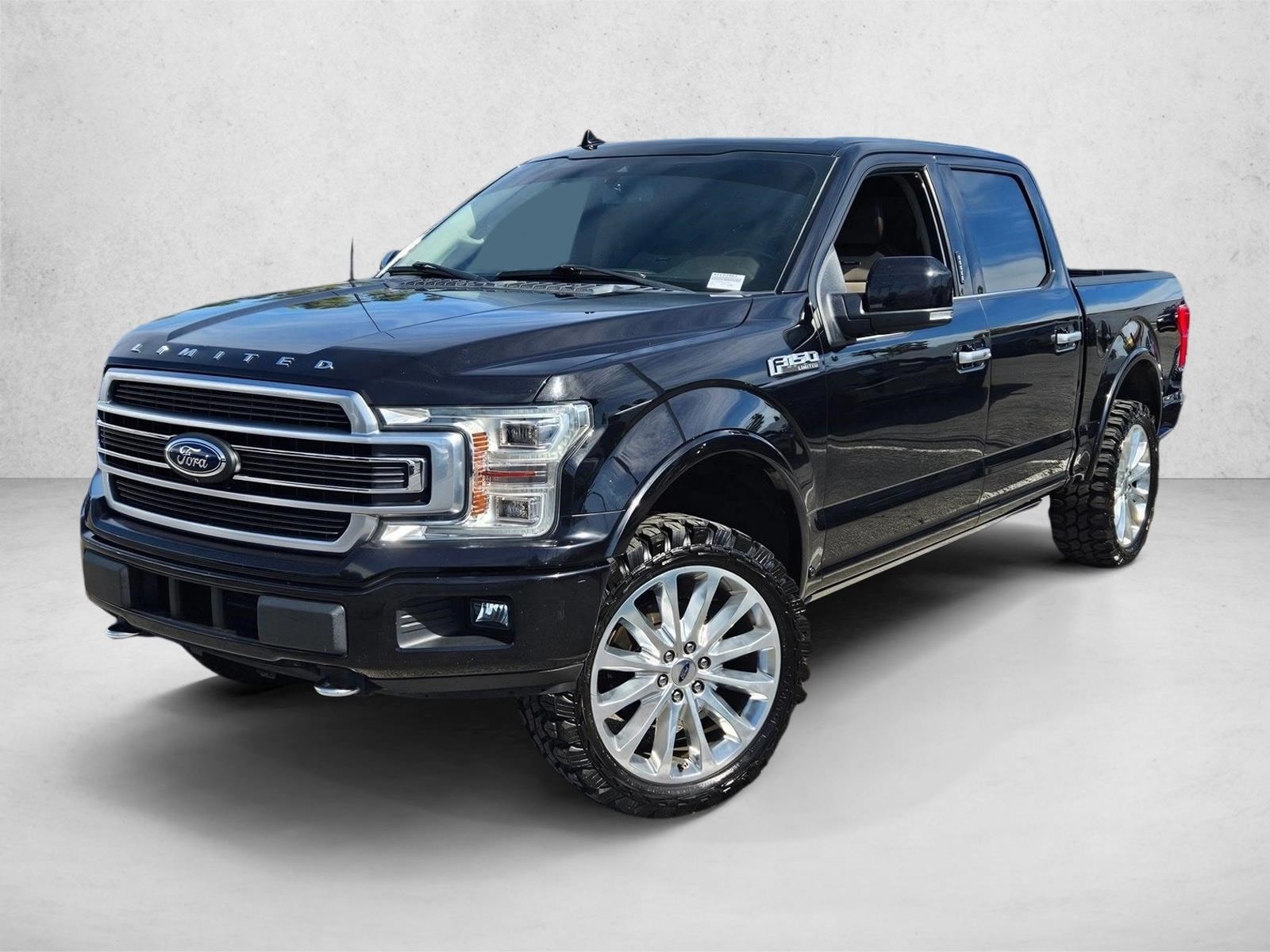 2019 Ford F-150 Limited 4x4 SuperCrew 5-1/2 Box's photo