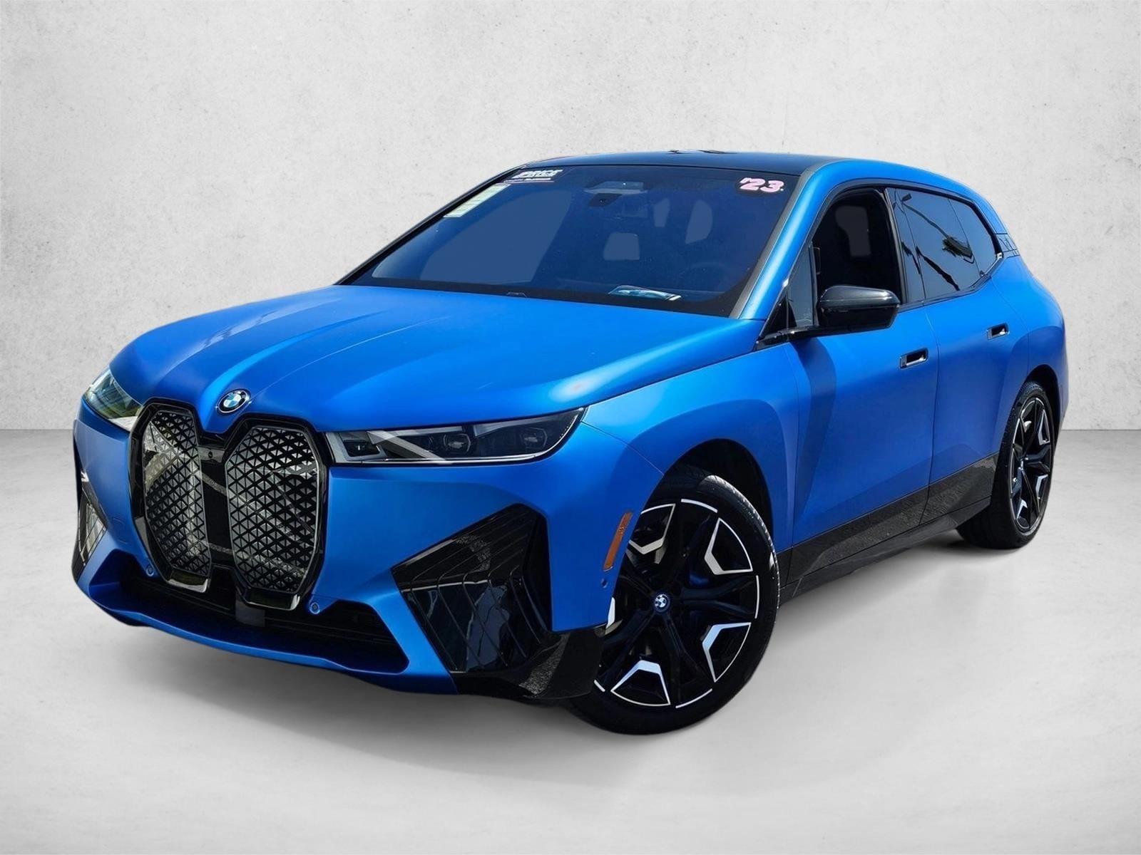 2023 BMW iX xDrive50's photo