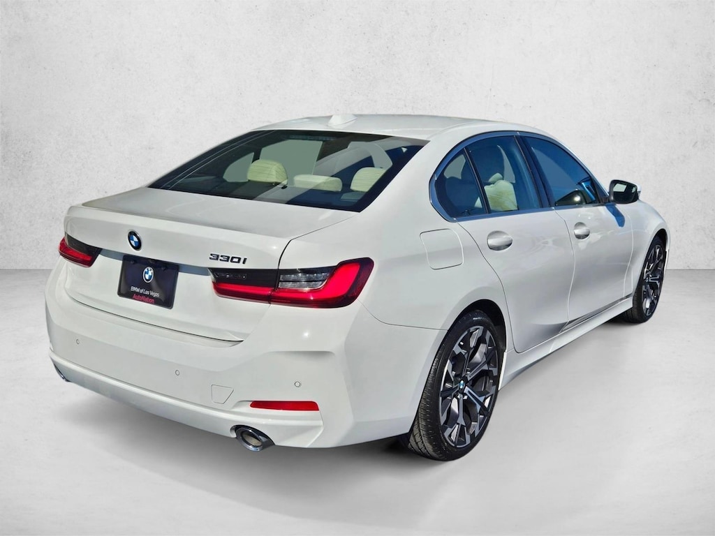 New 2026 BMW 330i NA Sedan