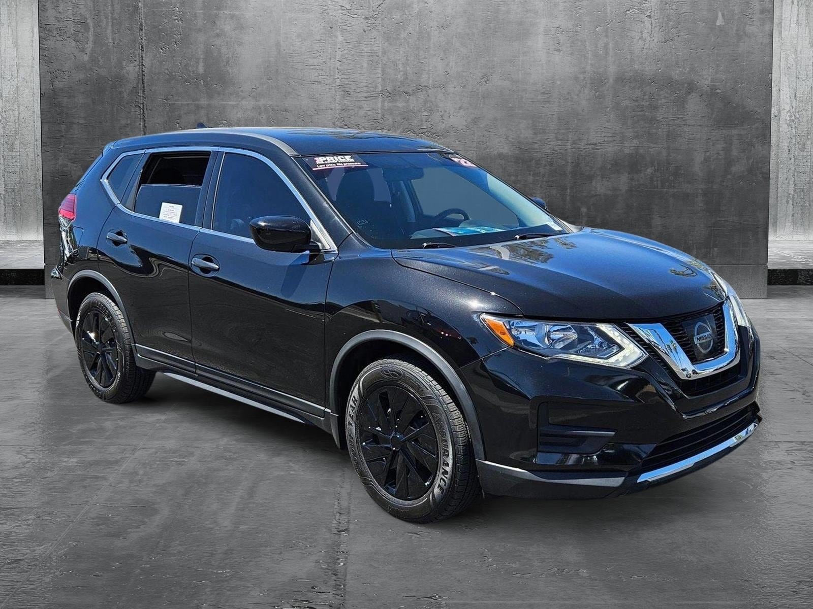 Used 2017 Nissan Rogue S with VIN KNMAT2MT4HP602866 for sale in Las Vegas, NV