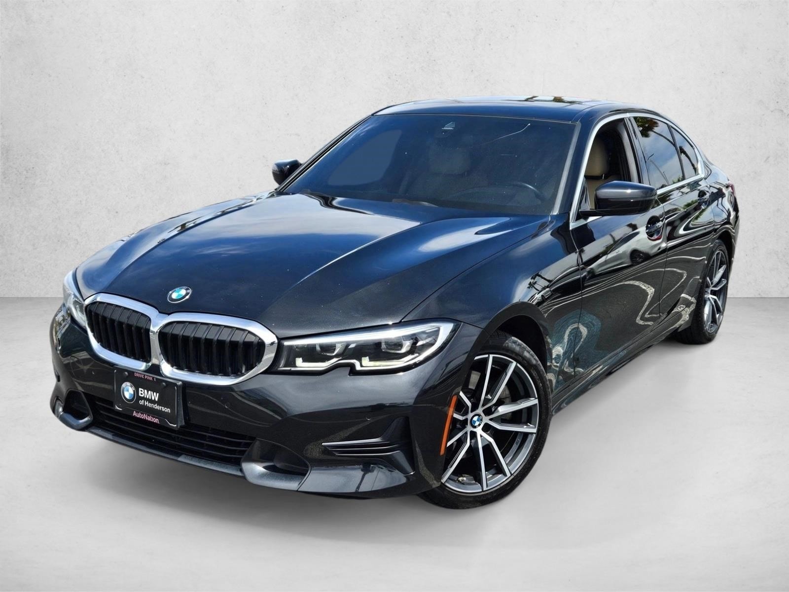 2021 BMW 3 Series 330i Sedan's photo