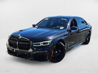 2022 BMW 740i
