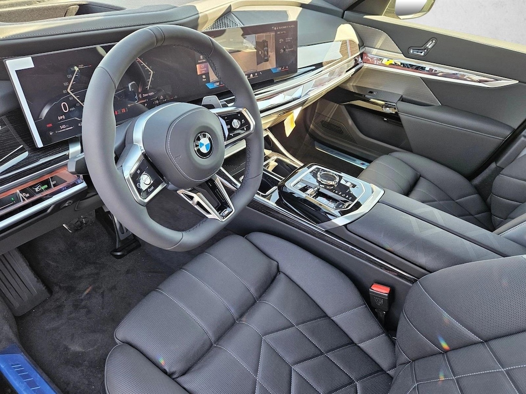 New 2026 BMW 740i Sedan