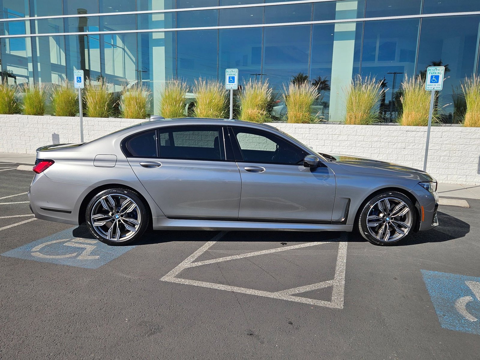 2020 Bmw M760i xDrive photo 4