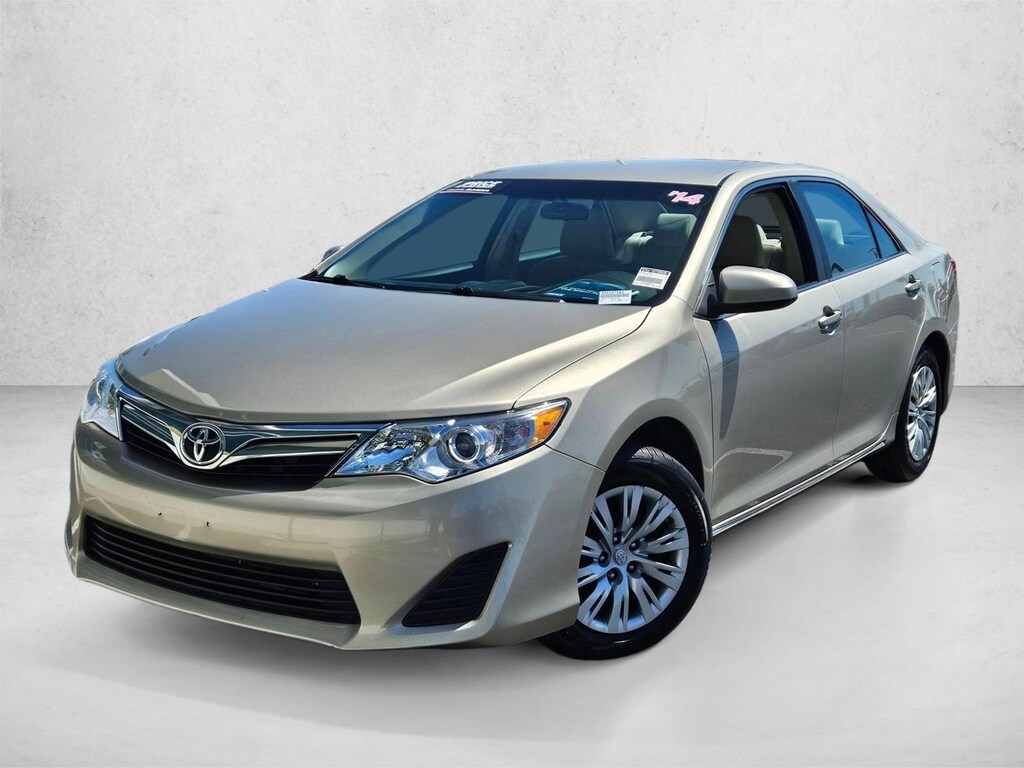 Used 2014 Toyota Camry Sedan