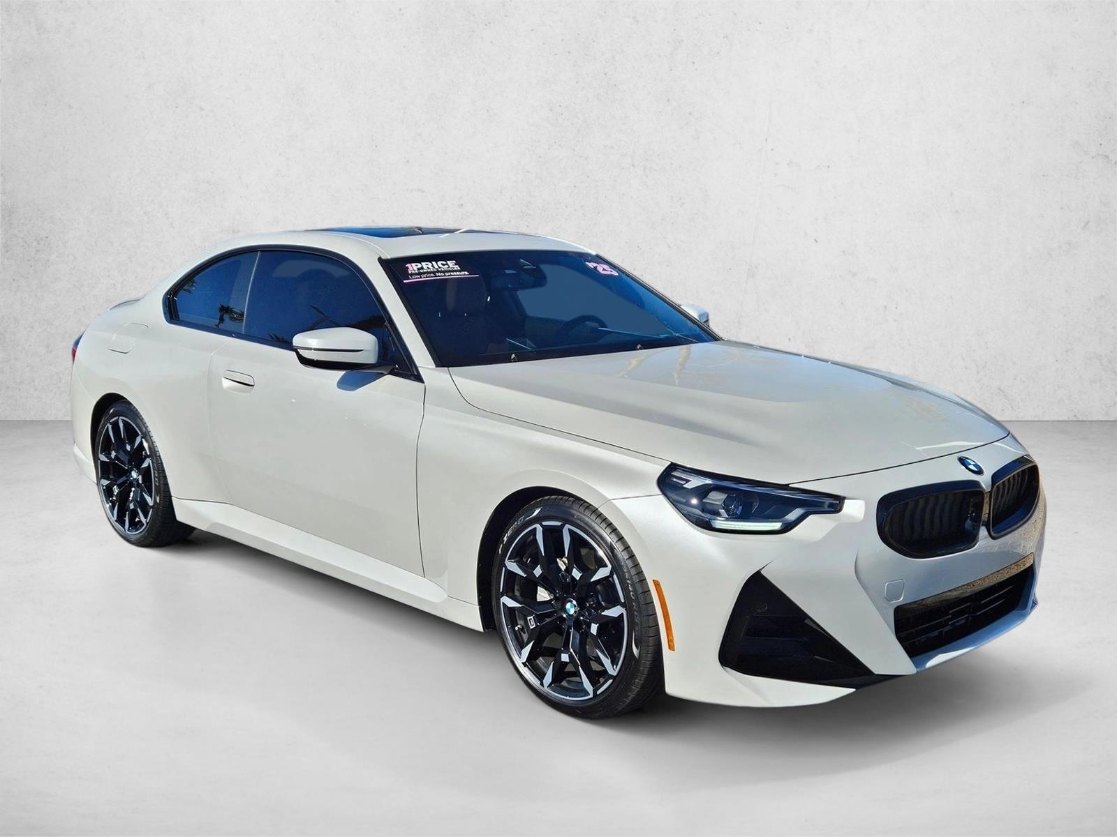 2025 Bmw 230i Coupe photo 3