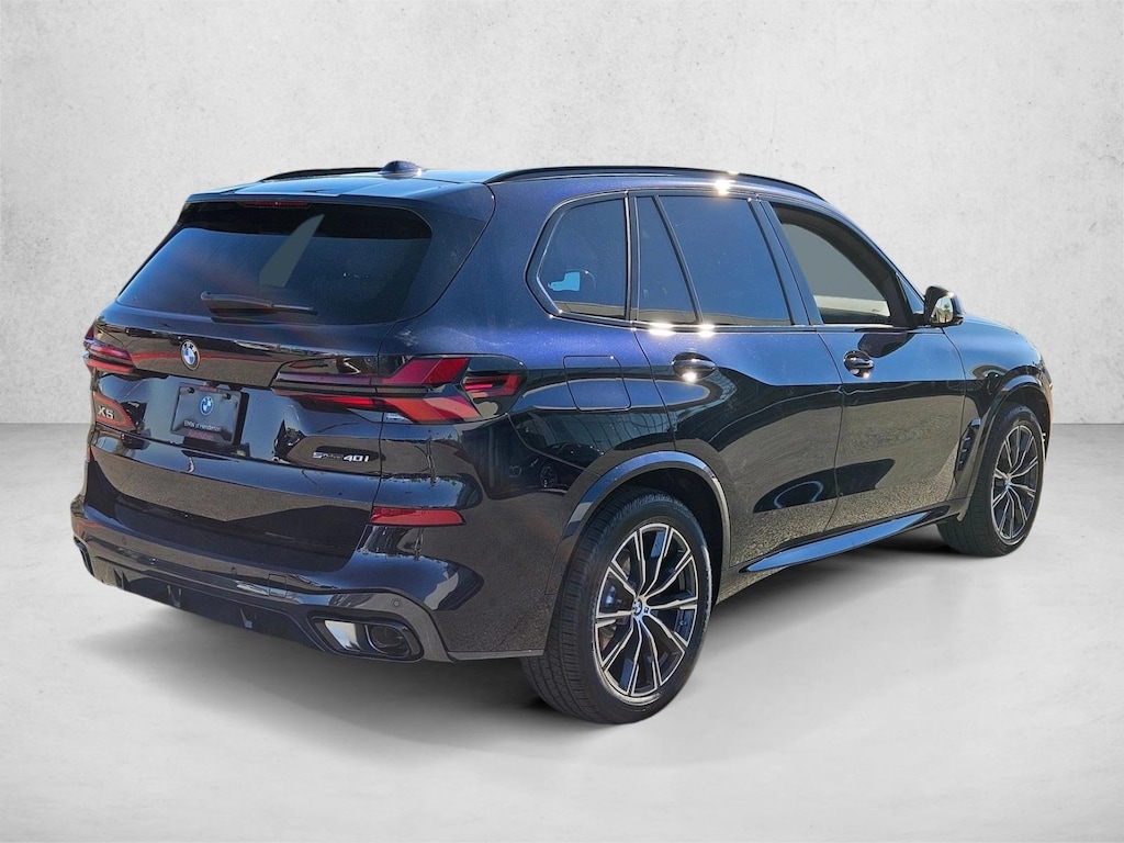 New 2026 BMW X5 sDrive40i SUV