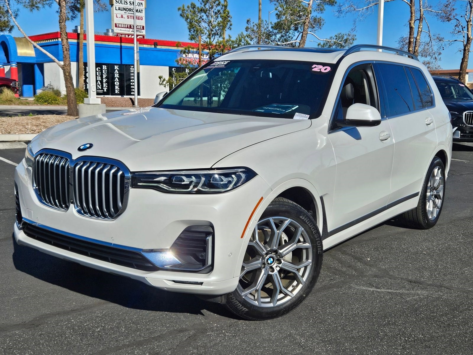 2020 BMW X7 40i's photo
