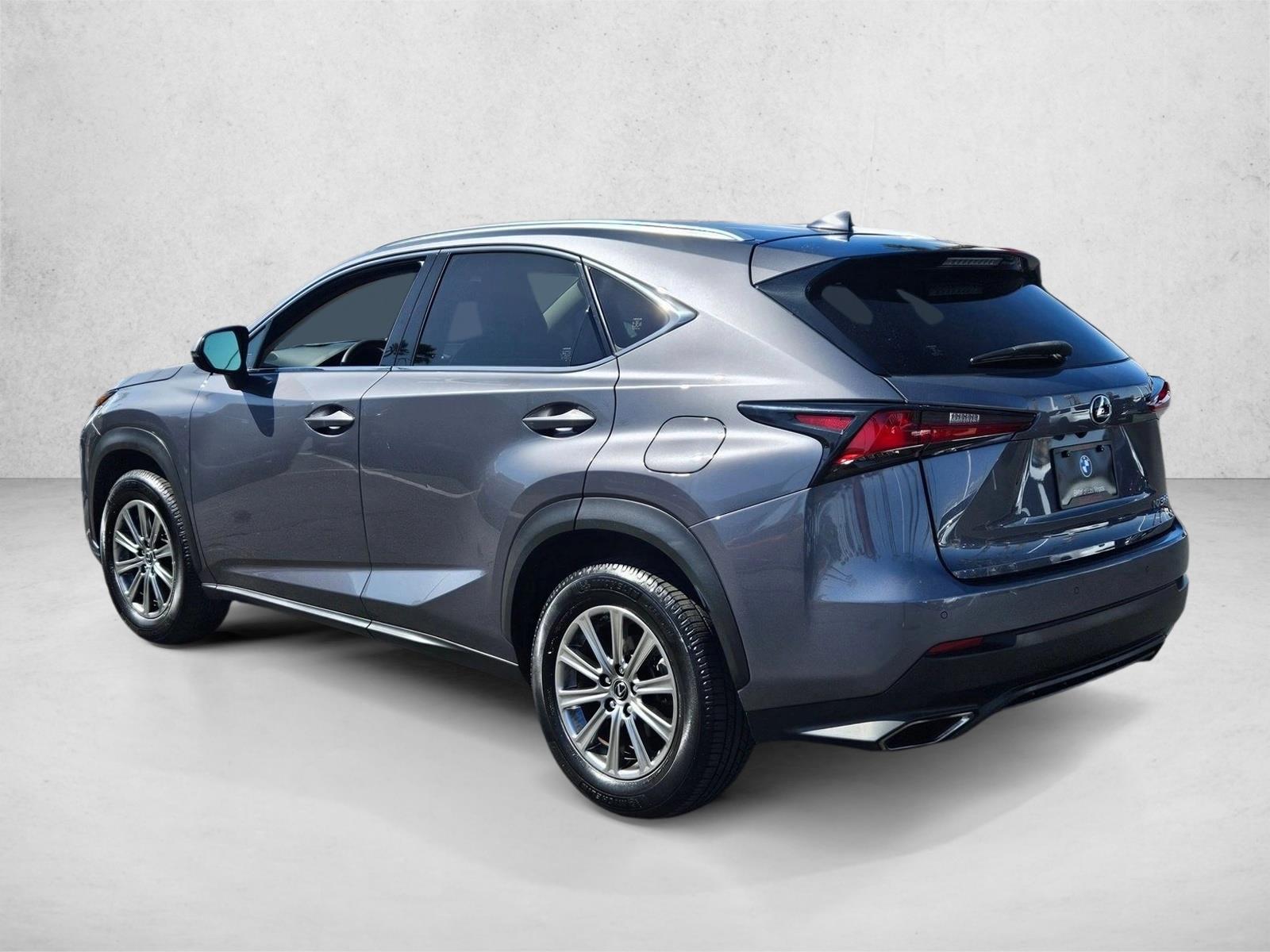 2020 Lexus NX 300 - Photo 8