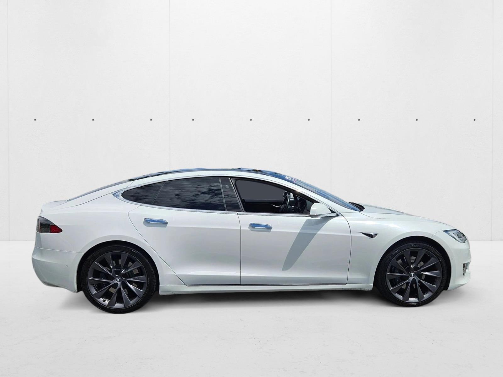 2021 Tesla Model S Long Range photo 4