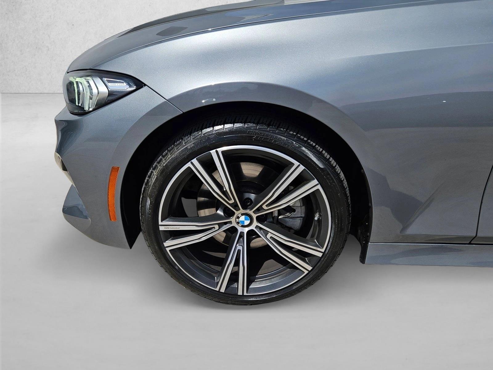 2024 BMW 3 Series 330i - Photo 24