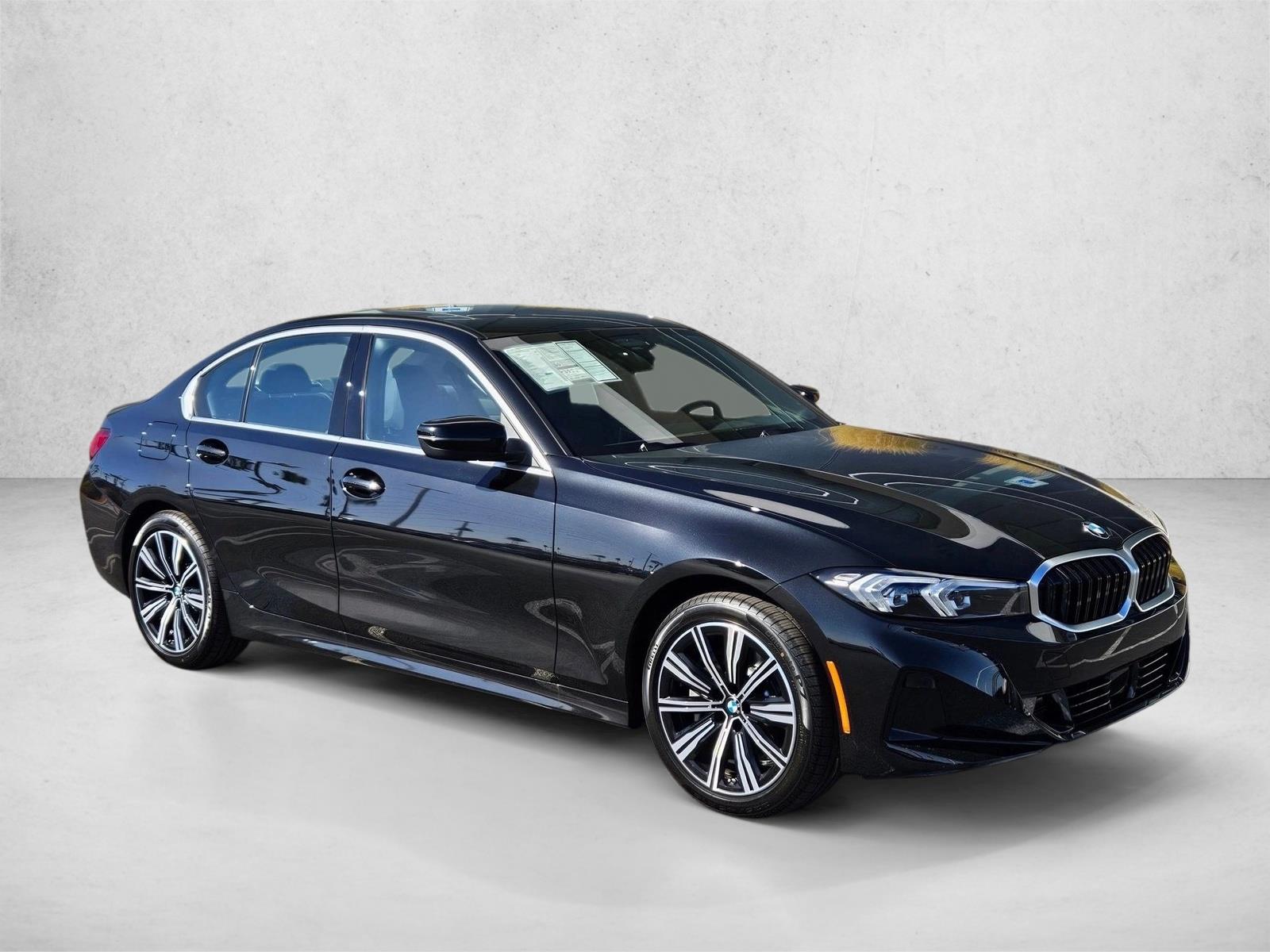 2026 BMW 3 Series 330i - Photo 7