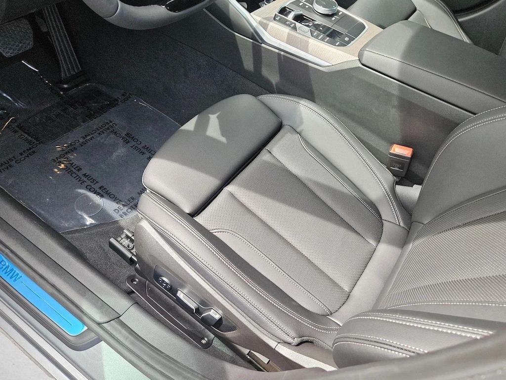 New 2026 BMW 330i Sedan