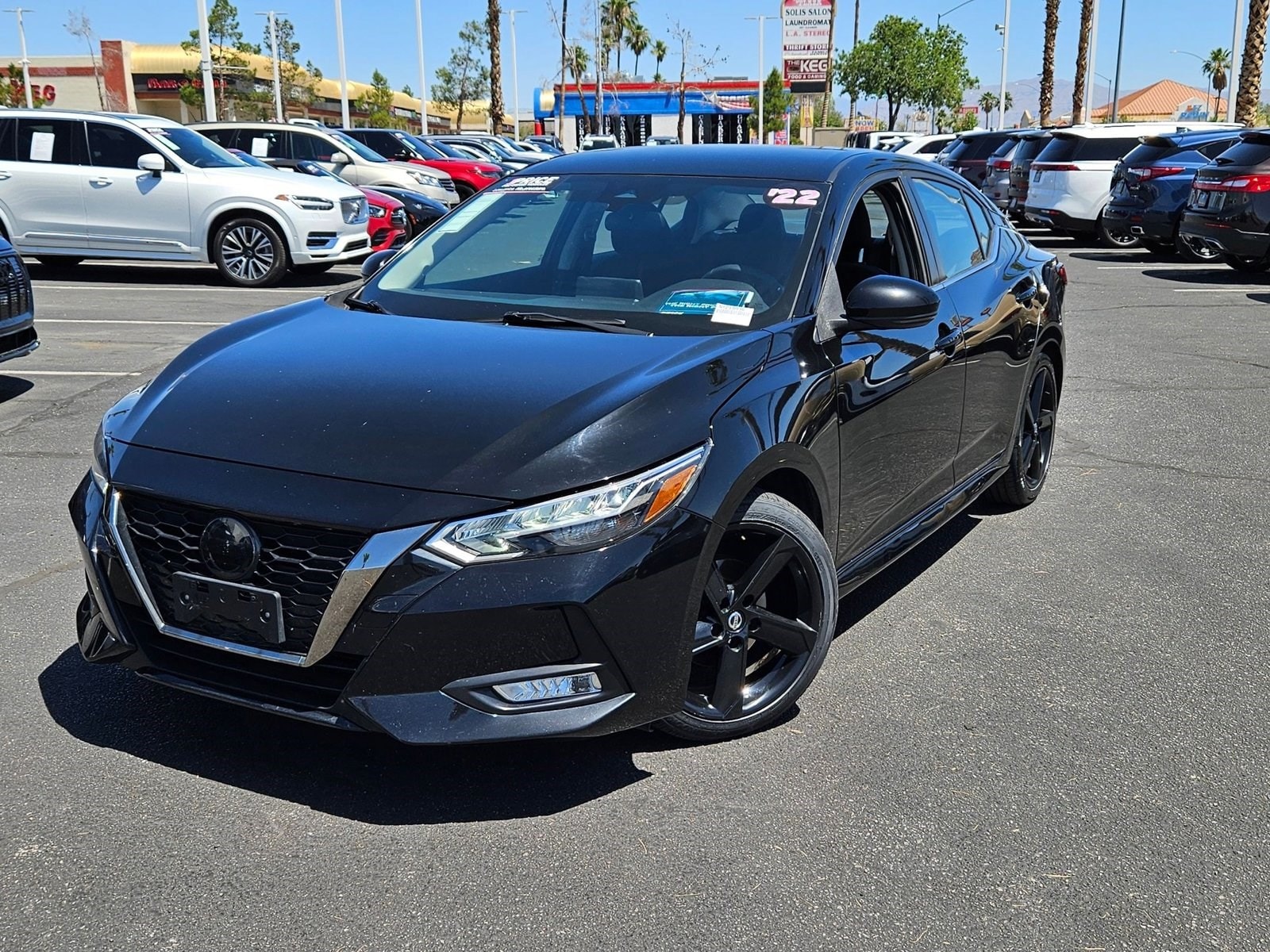 2022 Nissan Sentra SR CVT's photo
