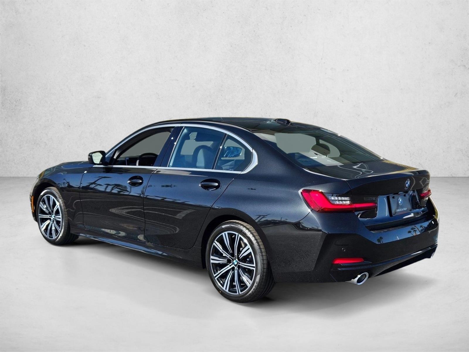 2026 BMW 3 Series 330i - Photo 9