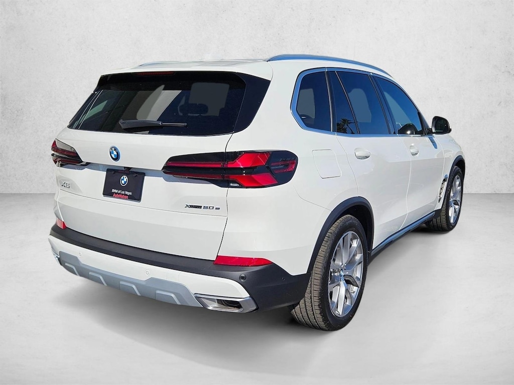 New 2026 BMW X5 PHEV xDrive50e SUV