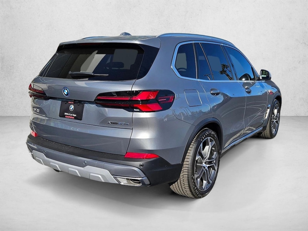 New 2026 BMW X5 PHEV xDrive50e SUV