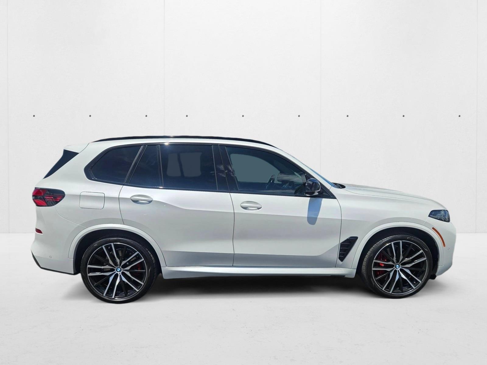2025 Bmw X5 M60i photo 4