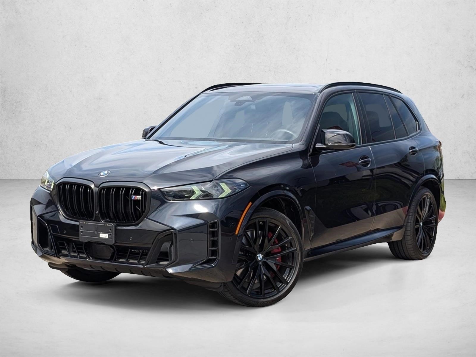 2025 BMW X5 M60i's photo