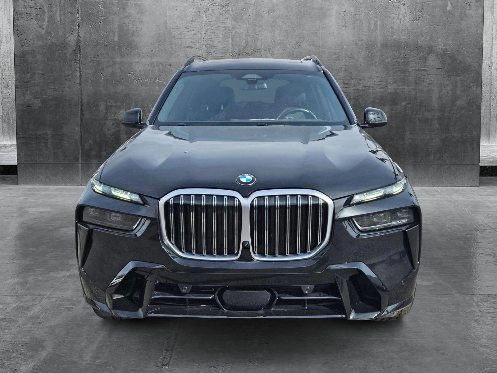 Used 2024 BMW X7 40i with VIN 5UX23EM0XR9T61704 for sale in Las Vegas, NV