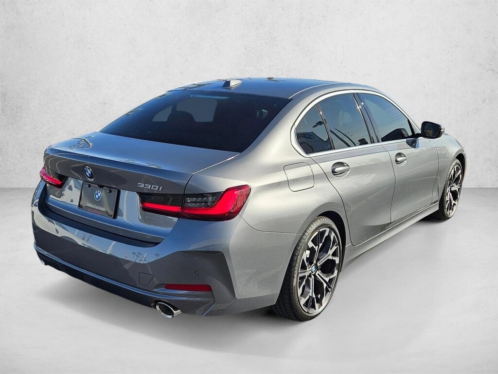 New 2026 BMW 330i NA Sedan