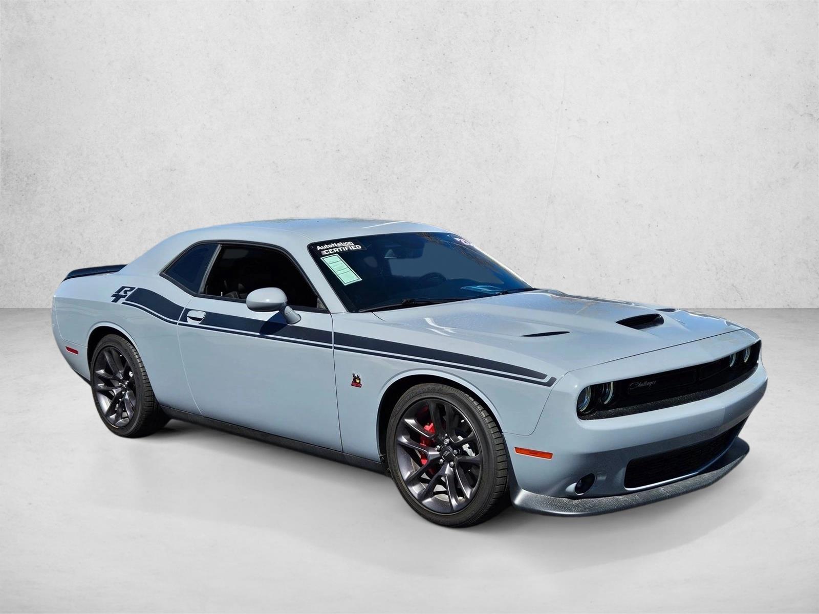 2022 Dodge Challenger R/T Scat Pack photo 3