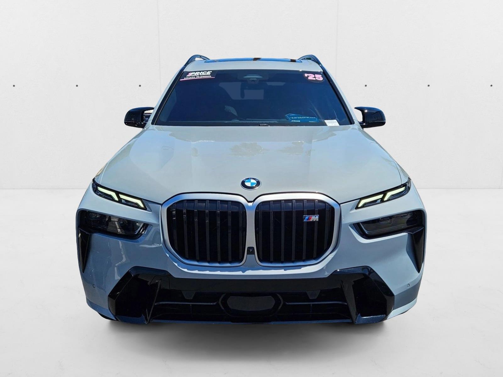 2025 Bmw X7 M60i photo 2