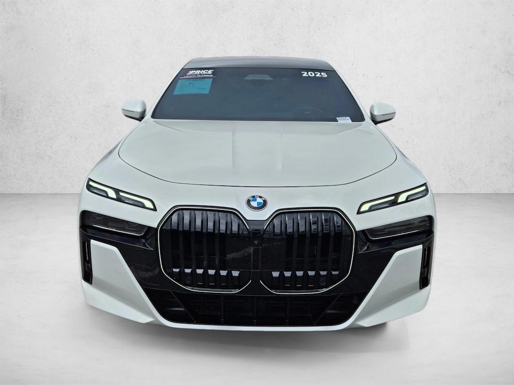 Certified 2025 BMW 760i xDrive Sedan