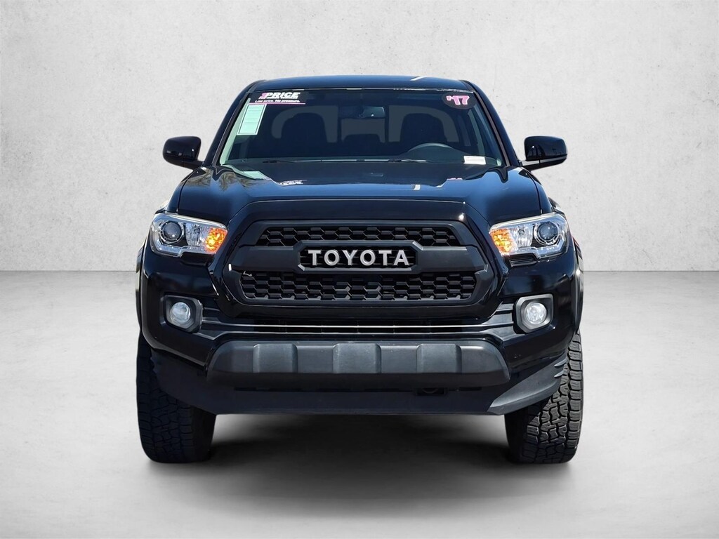 Used 2017 Toyota Tacoma Truck Double Cab