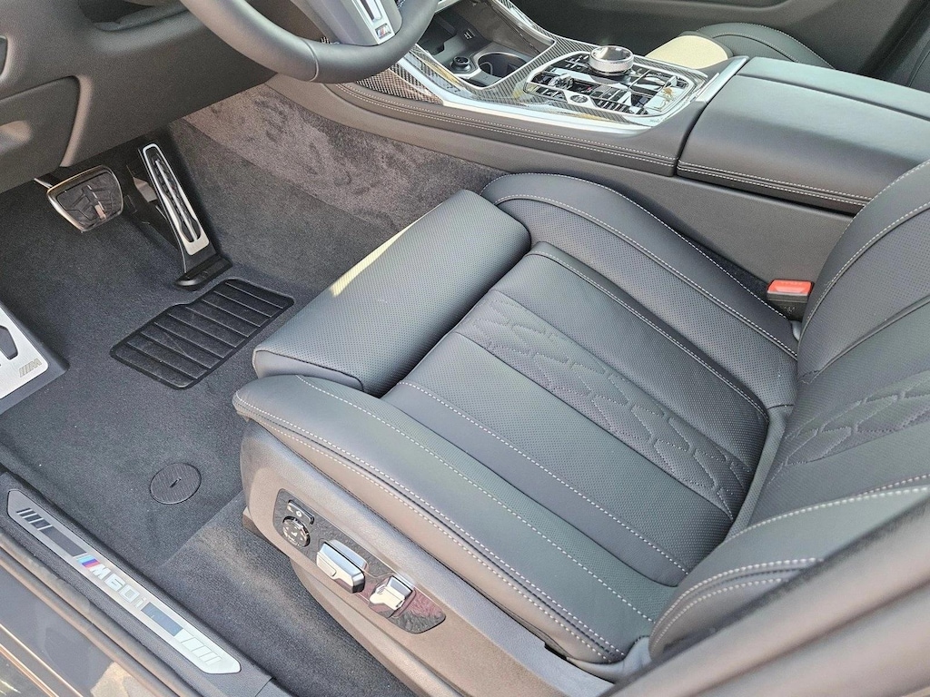 New 2027 BMW X7 M60i SUV