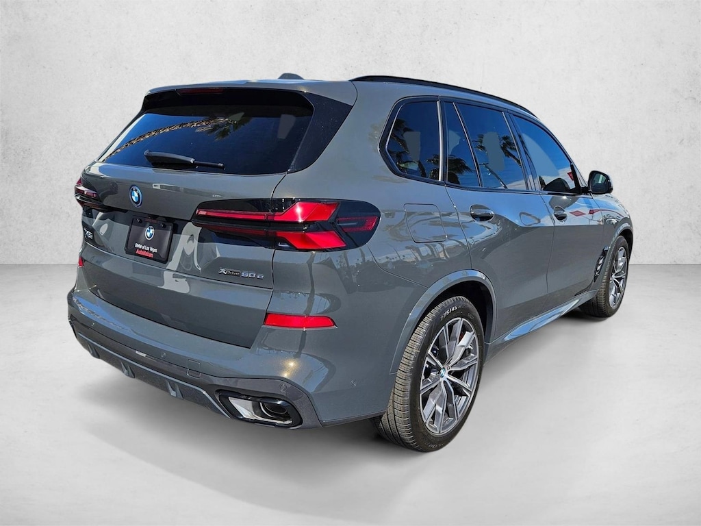 New 2026 BMW X5 PHEV xDrive50e SUV
