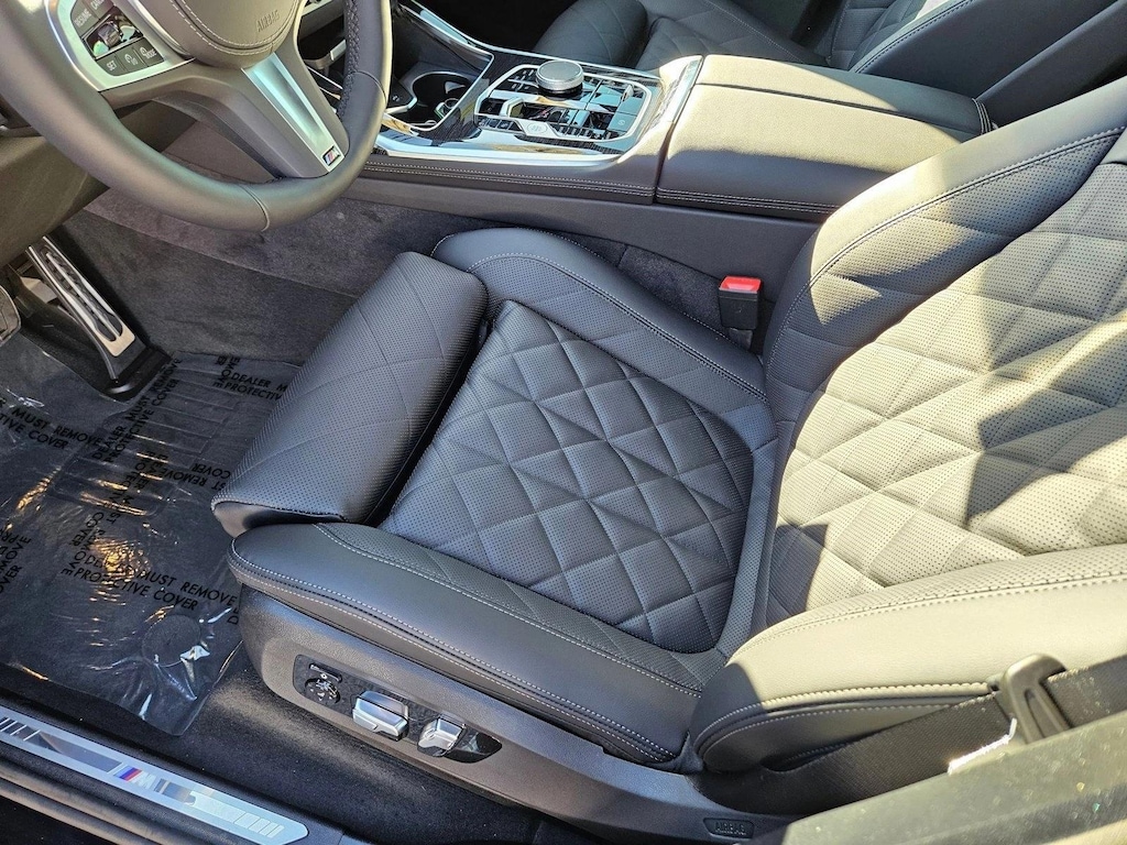 New 2026 BMW X7 xDrive40i SUV